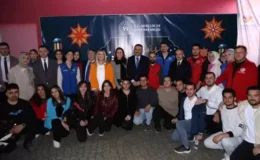 Zonguldak Valisi Hacıbektaşoğlu, Öğrencilerle İftar Sofrasında Bir Araya Geldi
