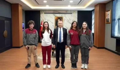 Çanakkale’de Trafik Konulu Resim Yarışması Dereceye Giren Öğrenciler Ödüllendirildi